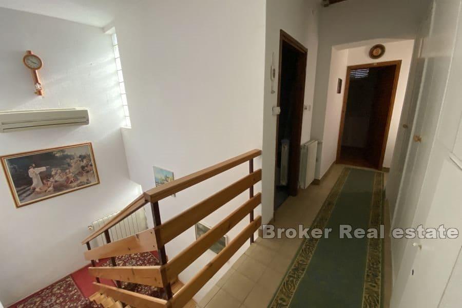 Kuća u centru mjesta