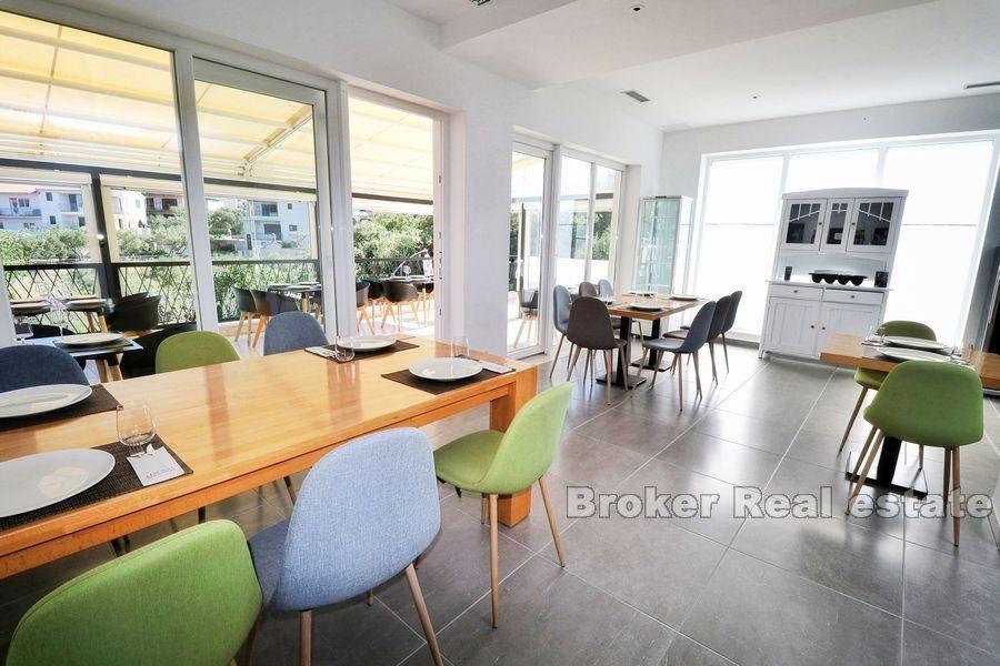 Apartment house with restaurant