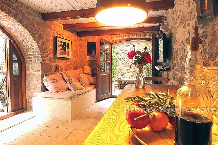 Středomořský kamenný dům