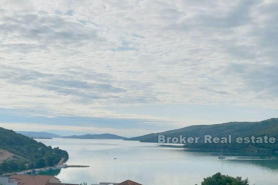 Building plot with sea view