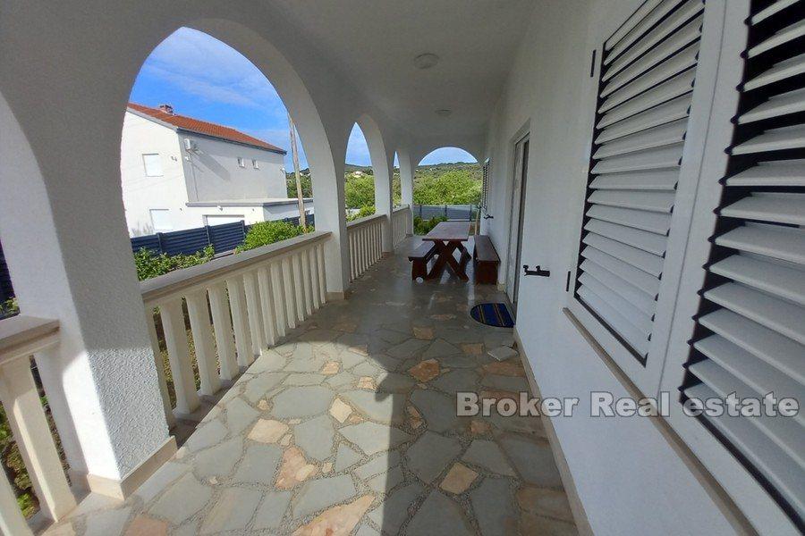 Haus mit großem Garten