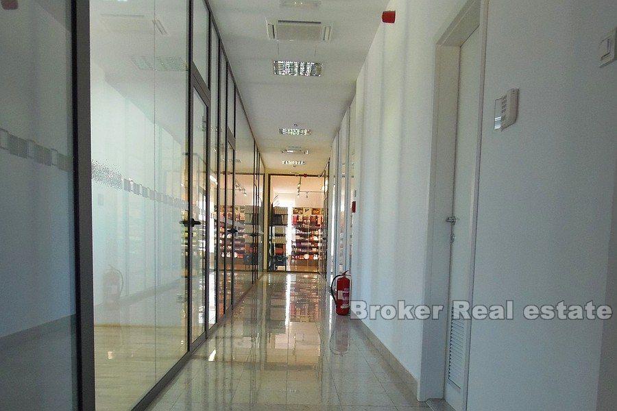 Logistics distribution center