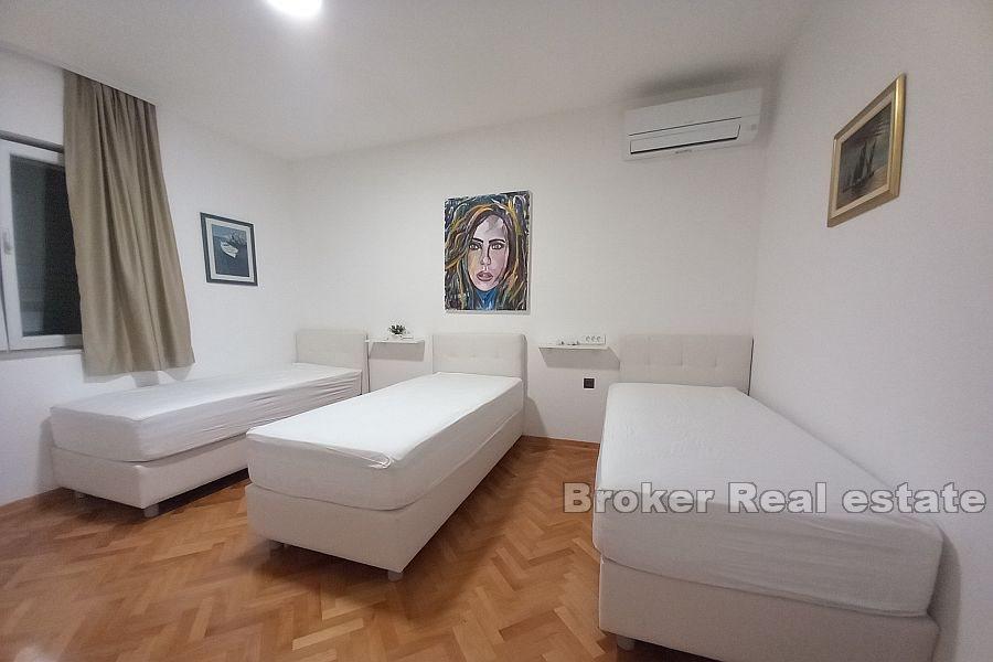 Wohnung mit Baugrundstück