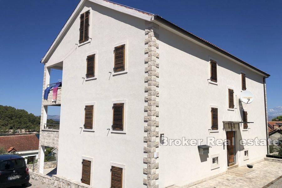 Appartamento duplex con vista mare