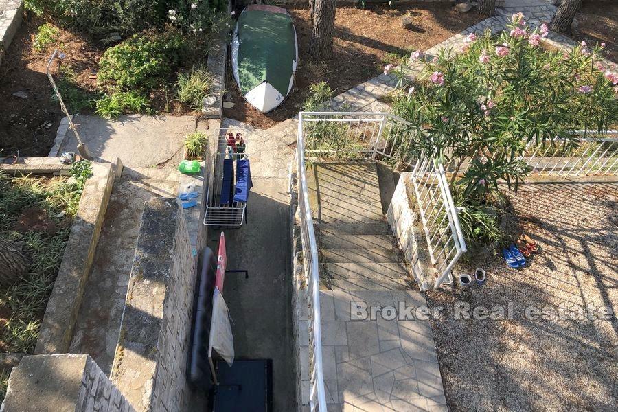 Hus første rad til sjøen