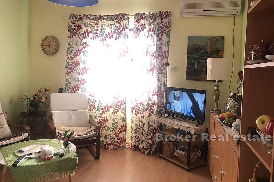 Palazzina con vista mare