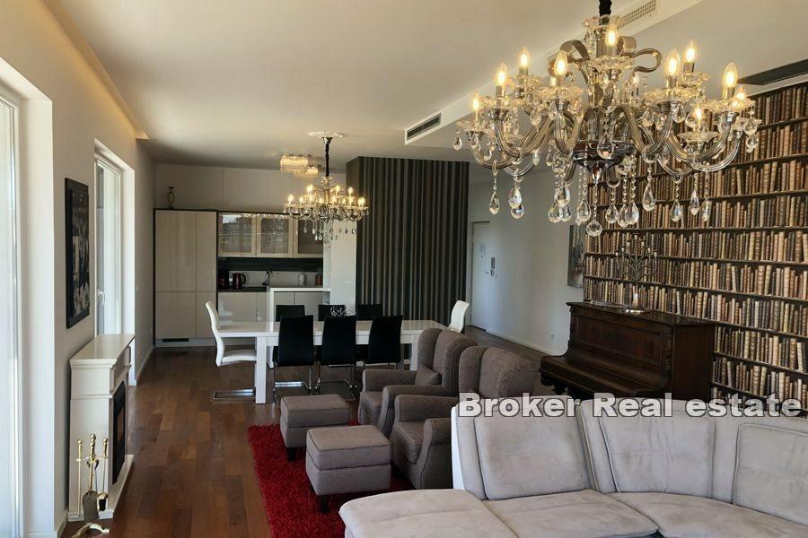 Spinut, penthouse s pogledom na more