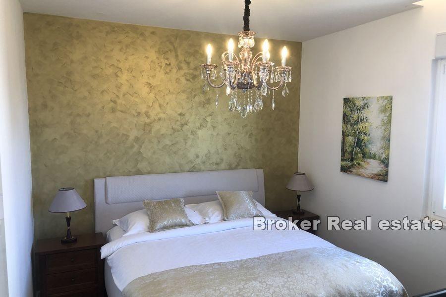 Spinut, penthouse s pogledom na more