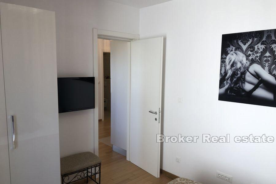 Spinut, one bedroom apartment