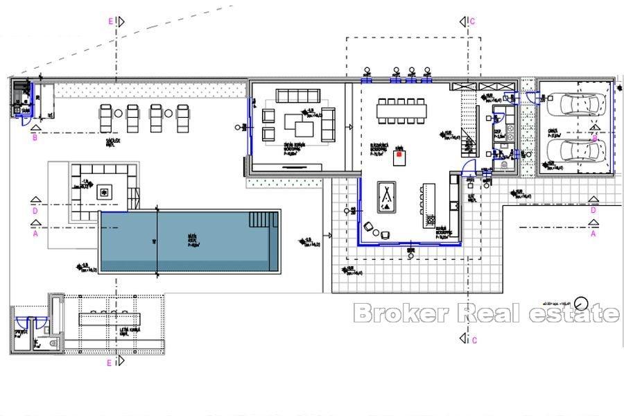 Luxury villa with pool