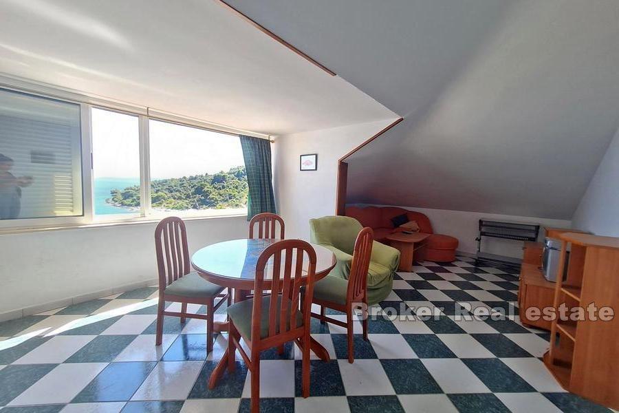 Casa con vista sul mare aperto