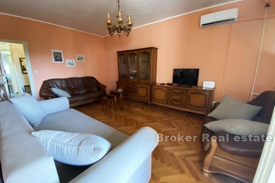 Spinutowy, komfortowy apartament z dwiema sypialniami