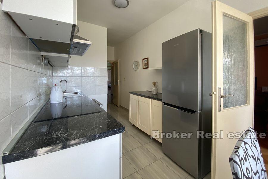 Spinut, comfortable two bedroom apartment
