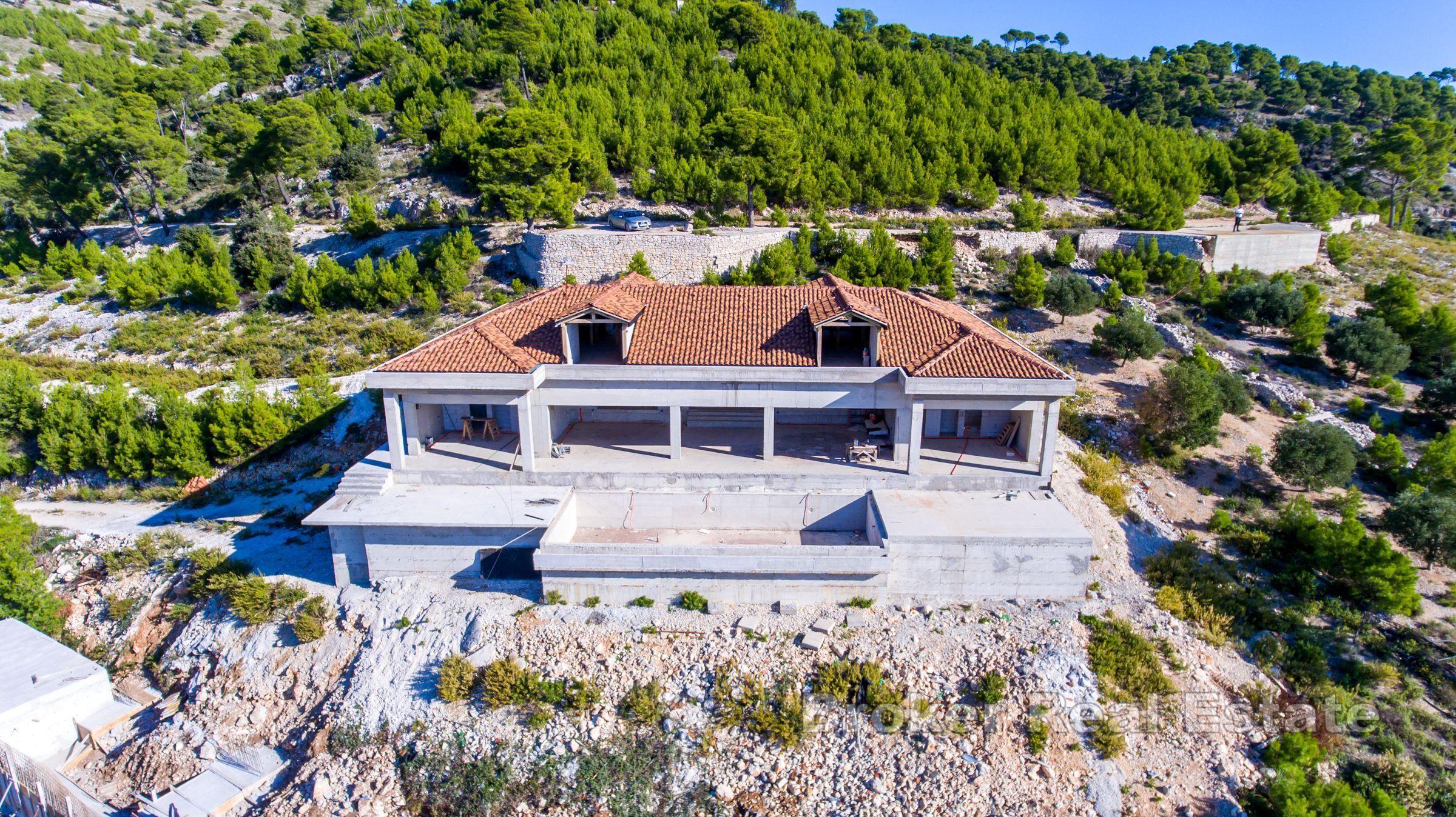 Villa im Bau erste Reihe zum Meer