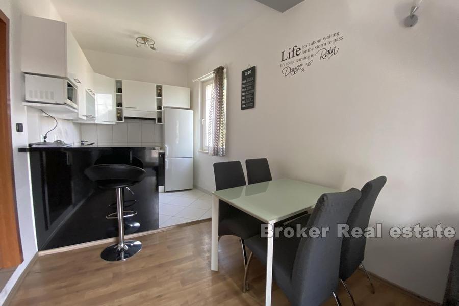 Трехкомнатная квартира с видом