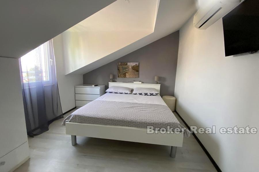 Трехкомнатная квартира с видом