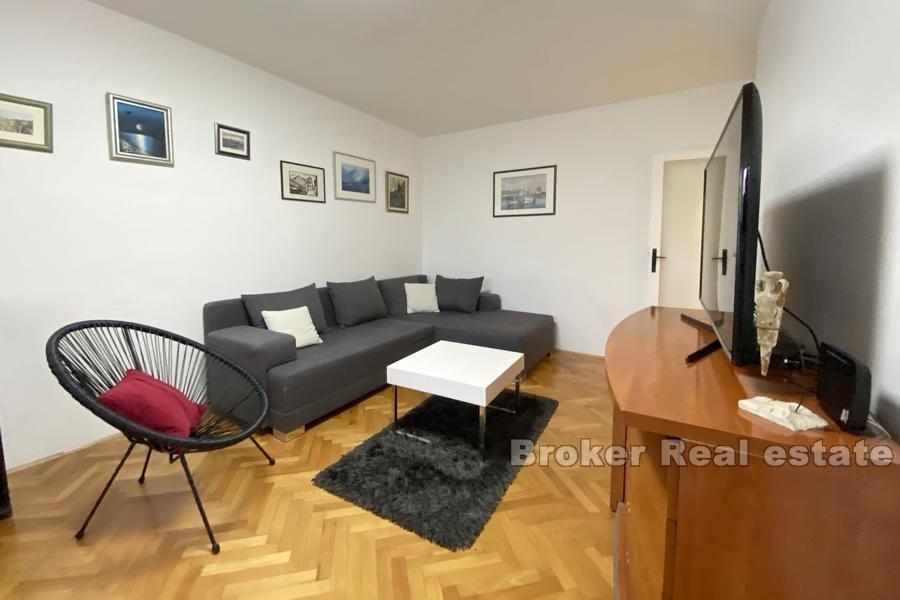 Spinut, przestronny apartament z dwiema sypialniami