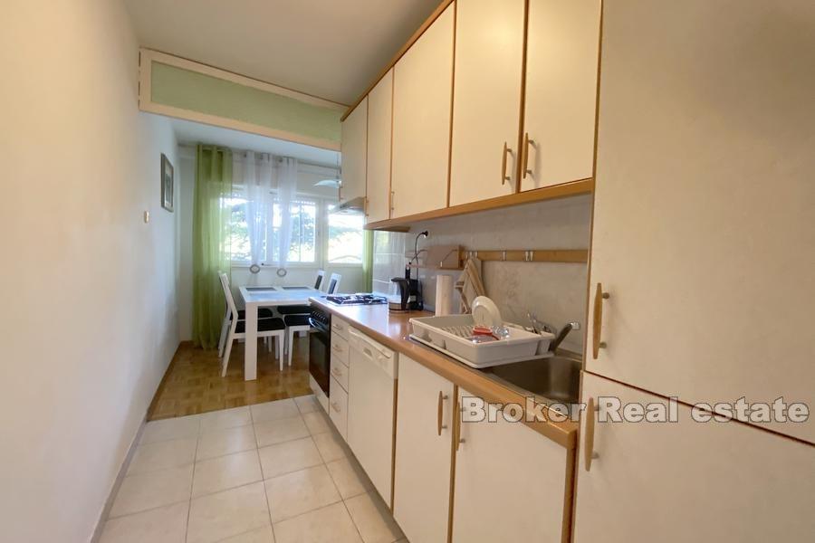 Spinut, spacious two-bedroom apartment