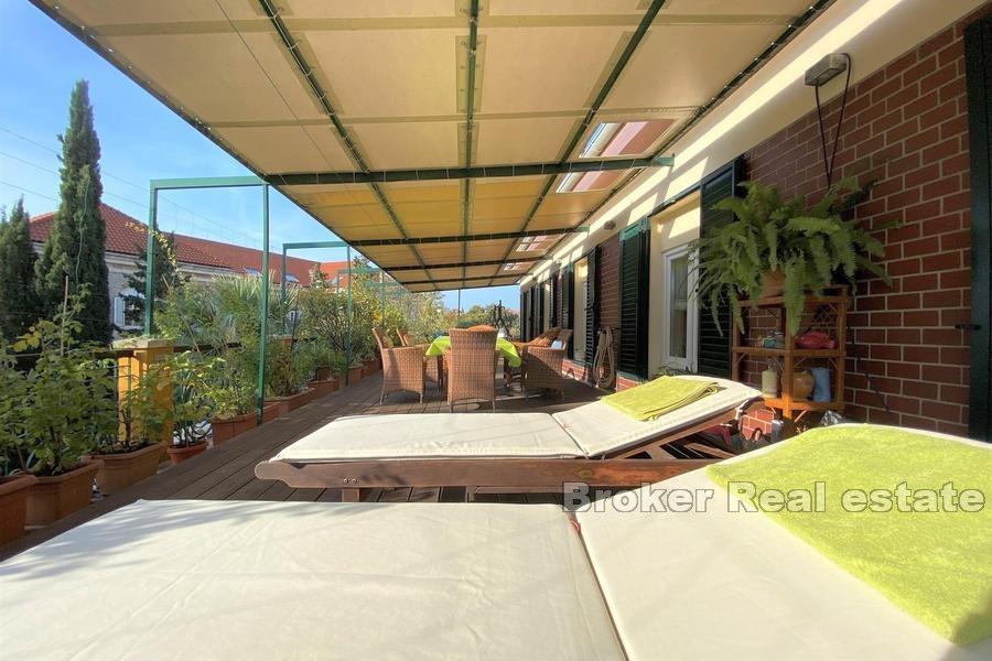 Sentrum, luksusleilighet med terrasse