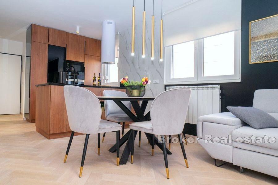 Роскошная квартира с видом на море