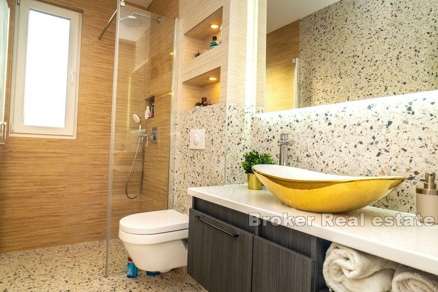 Luksusowy apartament z widokiem na morze