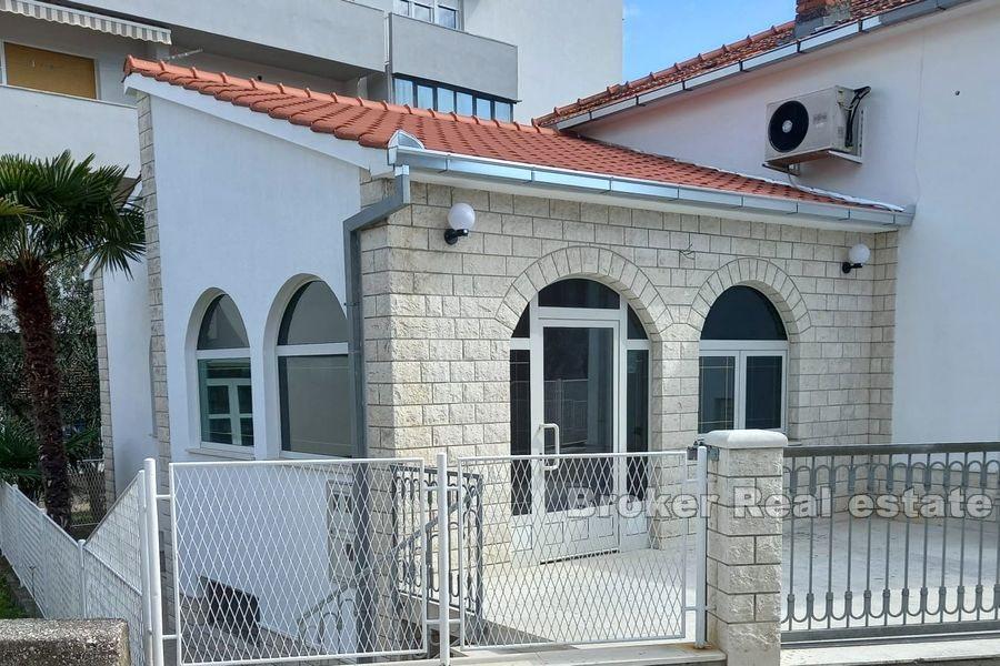 Espace commercial dans un endroit fréquent