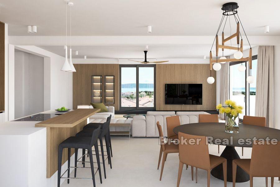 Appartements en construction avec jardin et piscine