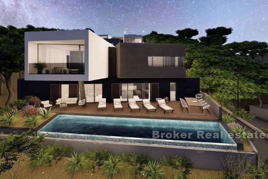 Willa w budowie z widokiem na basen i morze