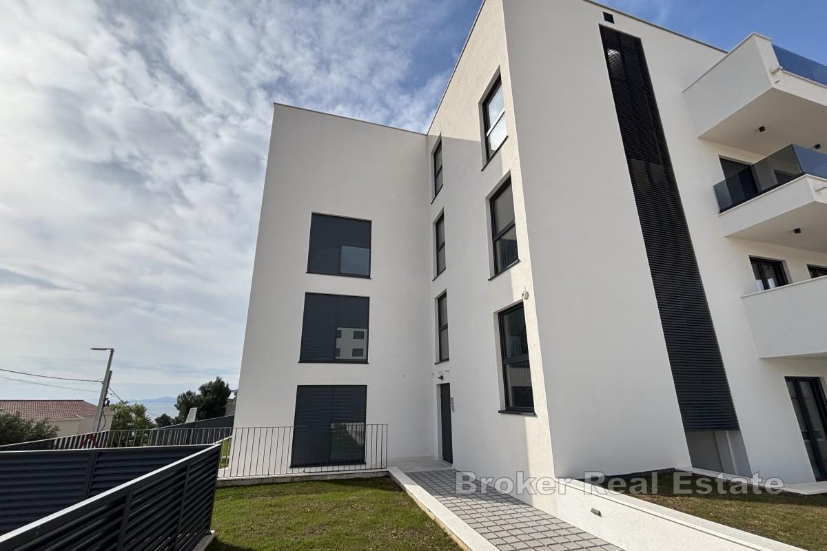 Appartements en construction avec vue mer