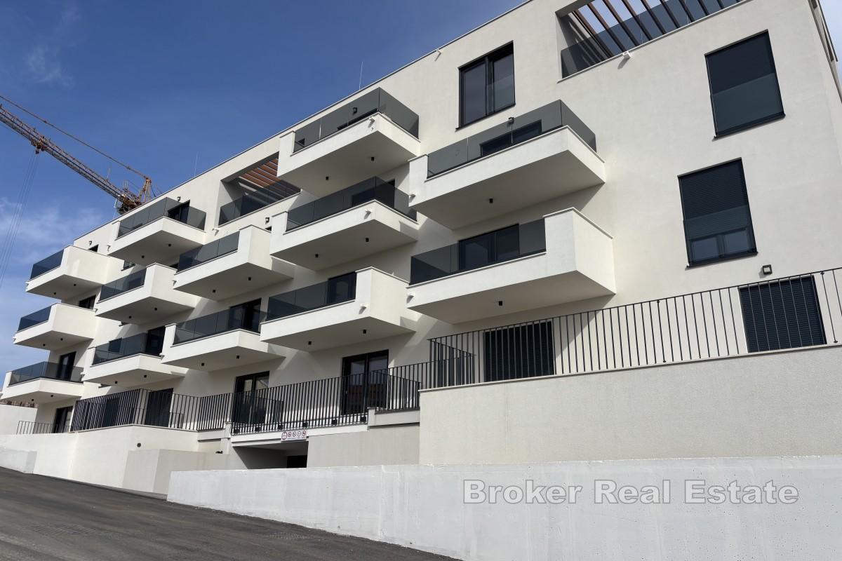 Appartements en construction avec vue mer