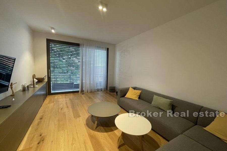 Meje - Moderna vila s pogledom na more