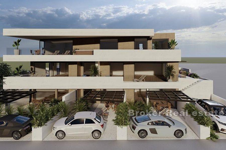 Apartments with a view of the sea and the courtyard