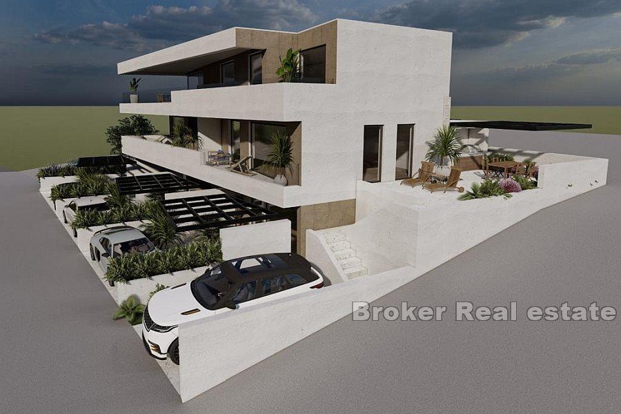 Apartments with a view of the sea and the courtyard