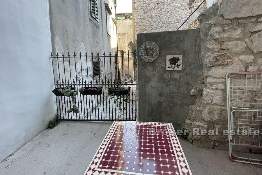 Современная квартира в центре