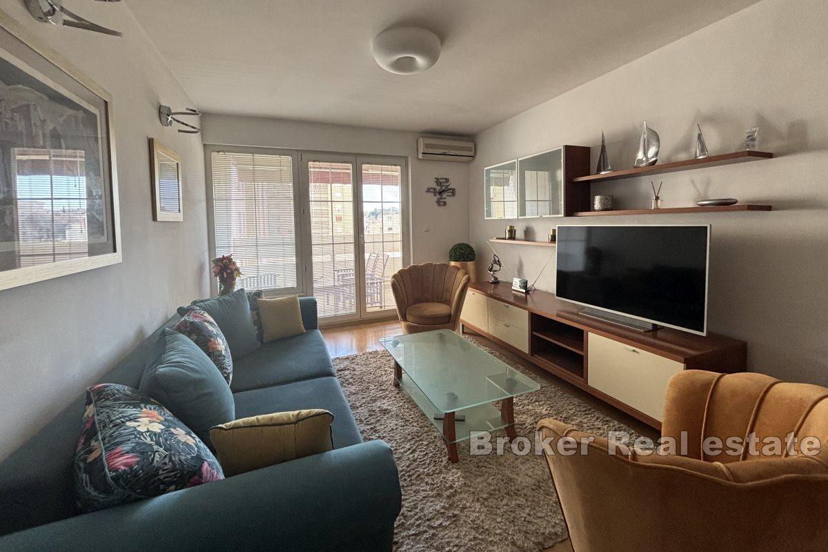 Comfortable three bedroom apartment
