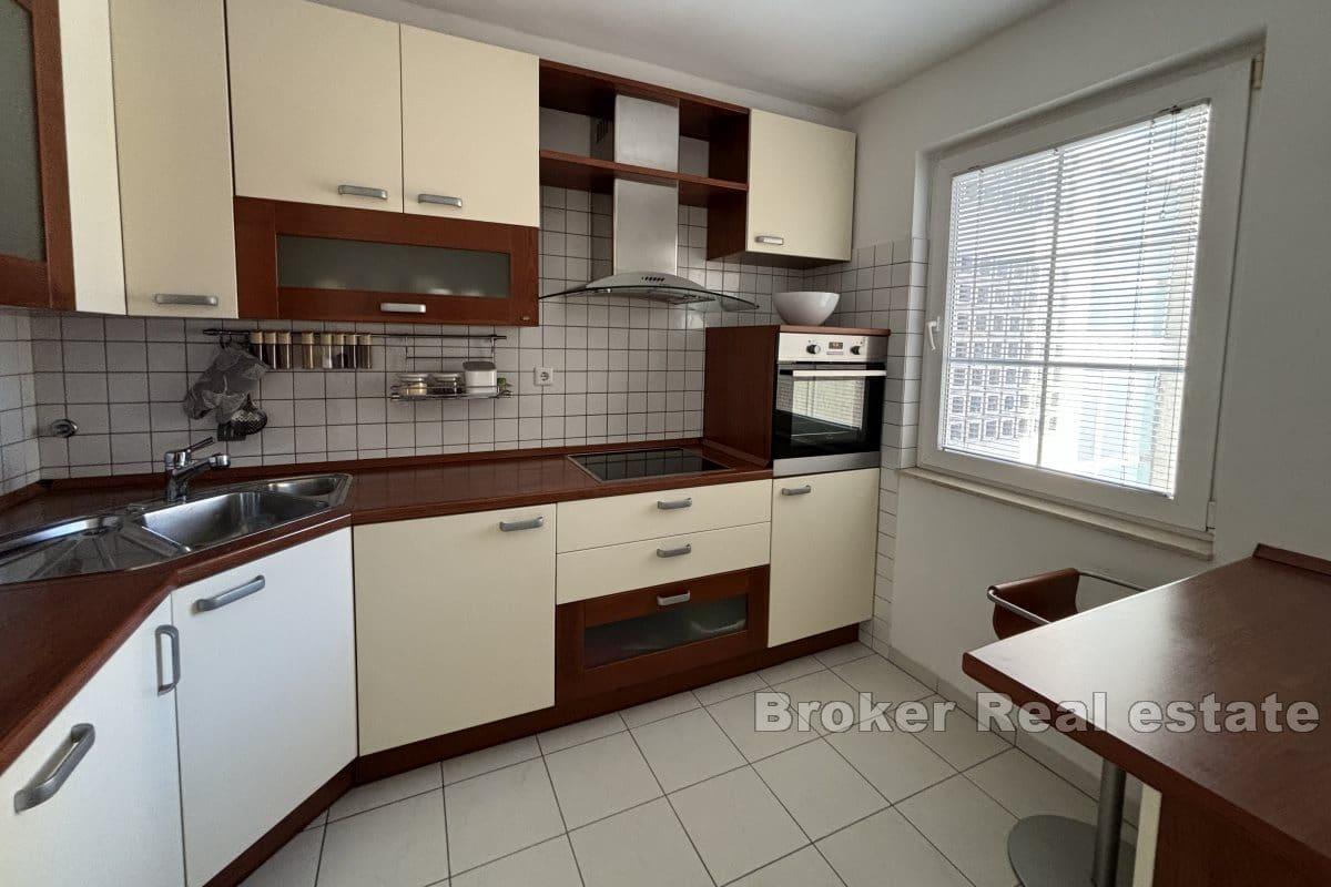 Komfortable Wohnung mit drei Schlafzimmern