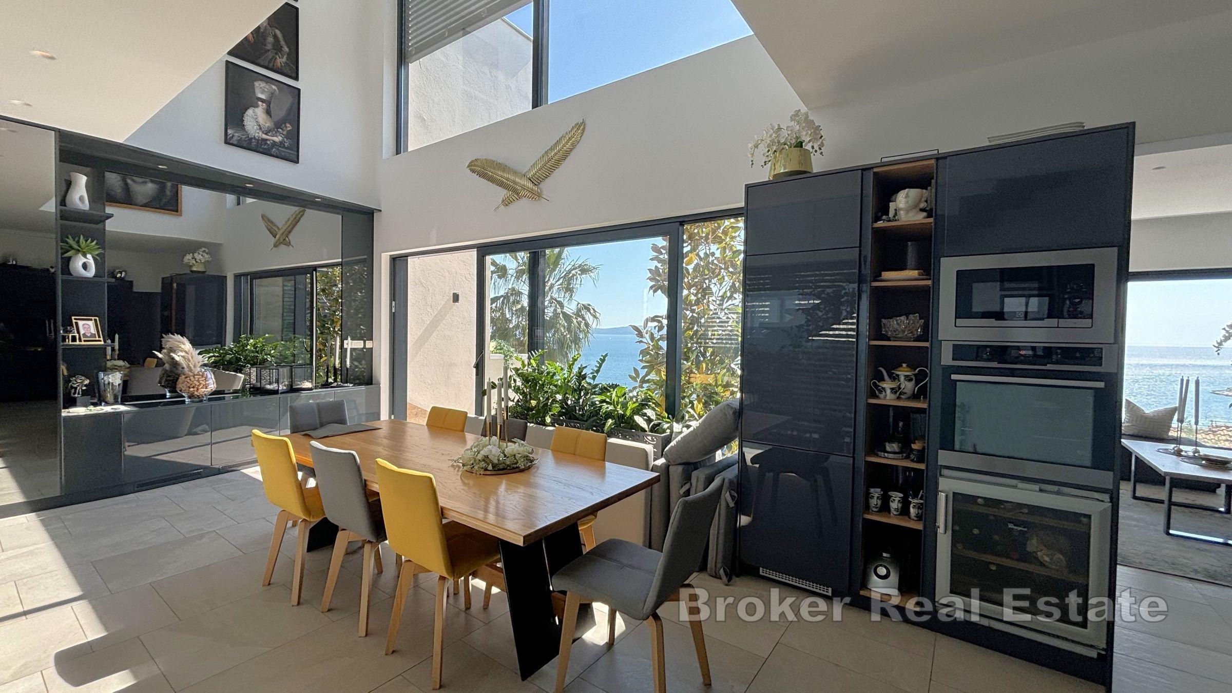 Luksuzna vila s otvorenim pogledom na more