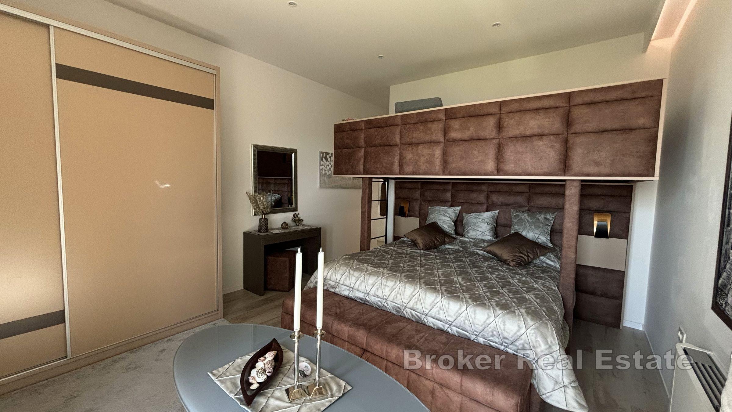 Luksuzna vila s otvorenim pogledom na more