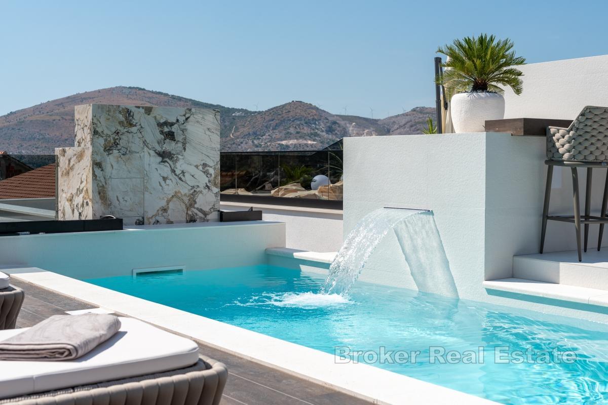 Luksuzna vila s panoramskim pogledom na more