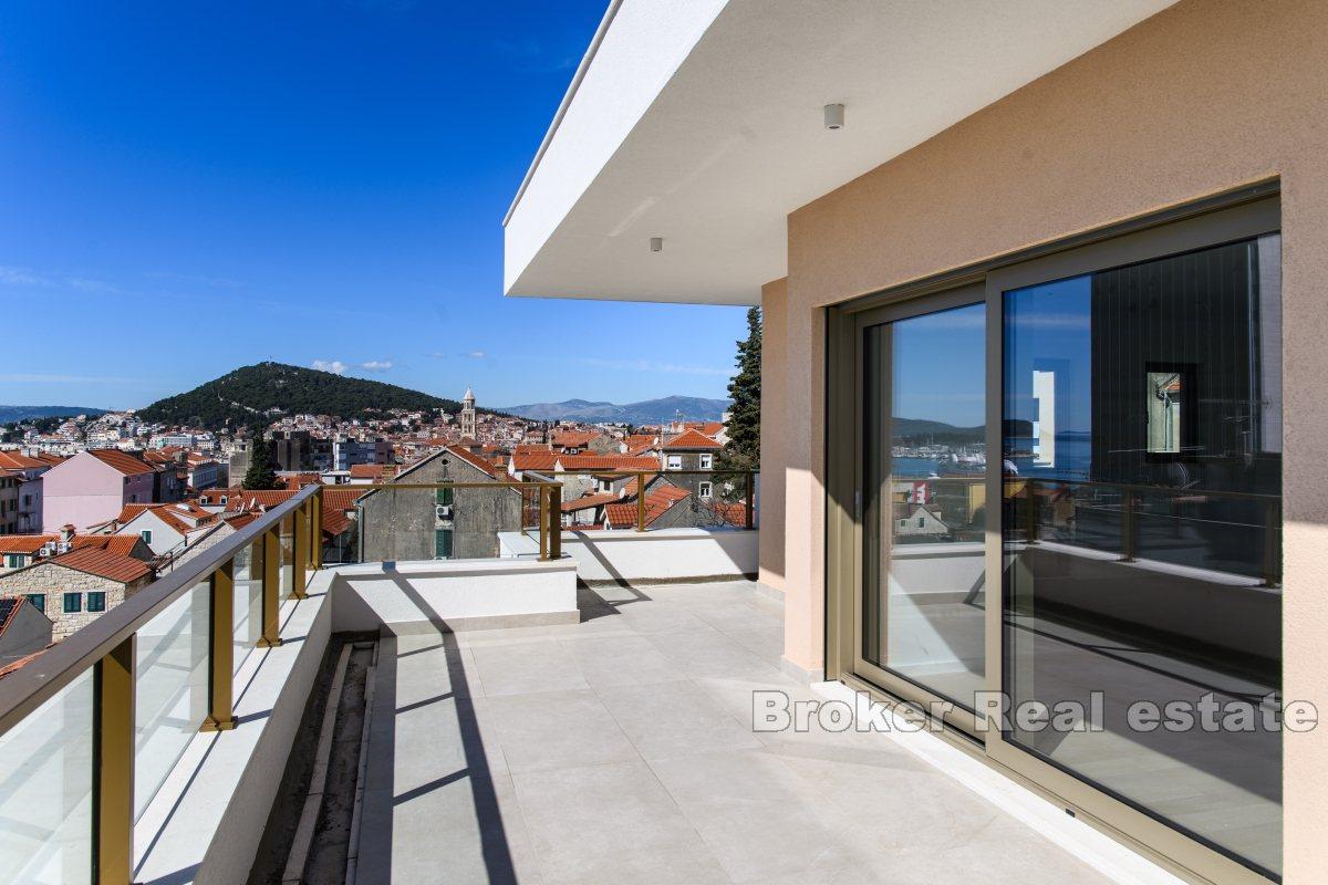 Luxury Penthouse with Open Sea View