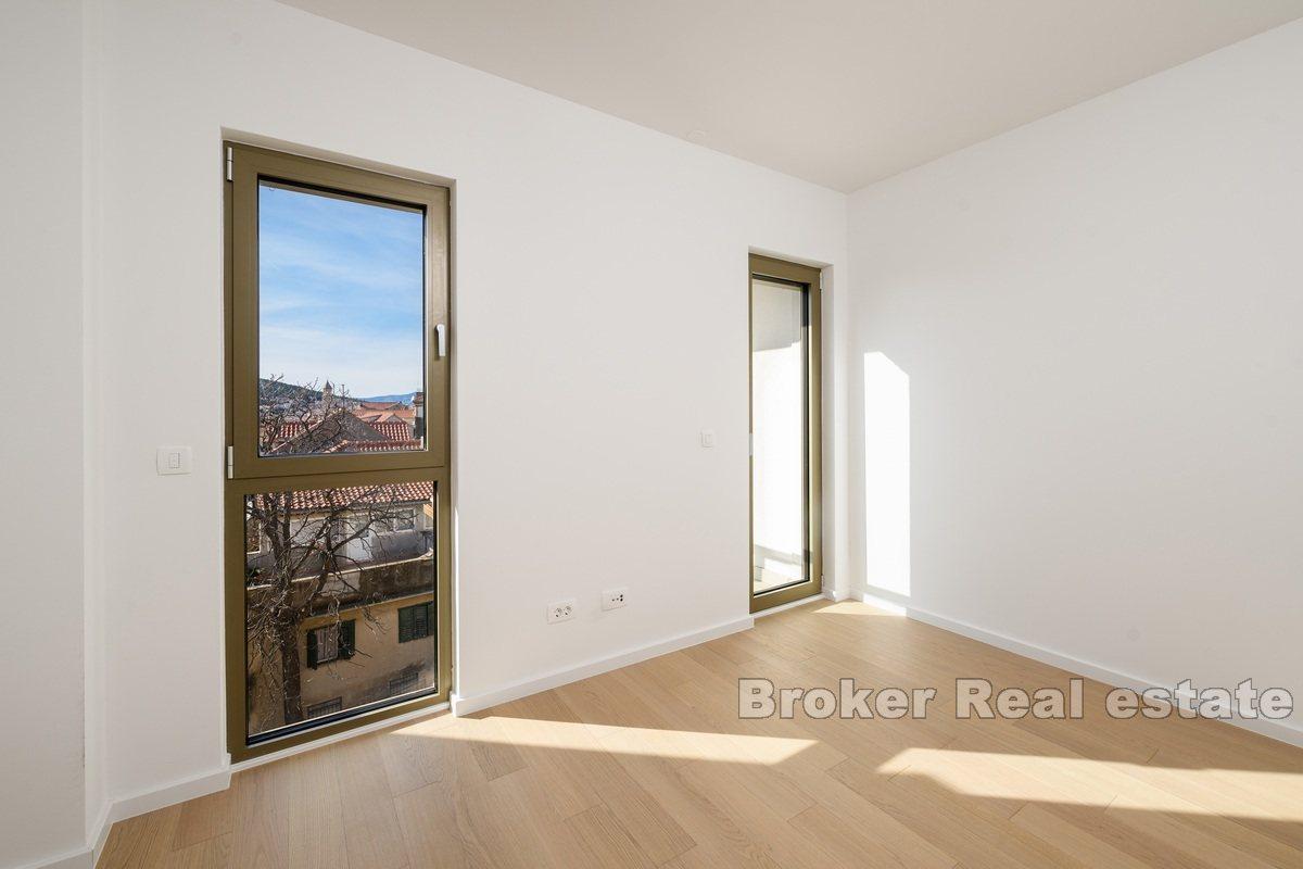 Luxury Penthouse with Open Sea View