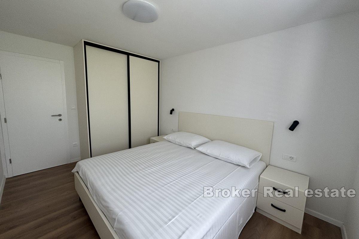 Moderno appartamento con tre camere da letto
