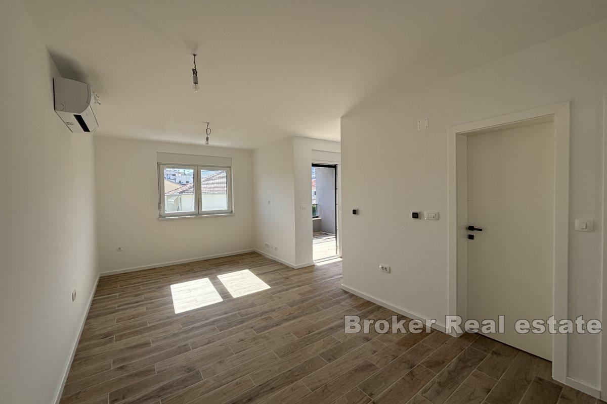 Modern two bedroom apartment in a sought after location