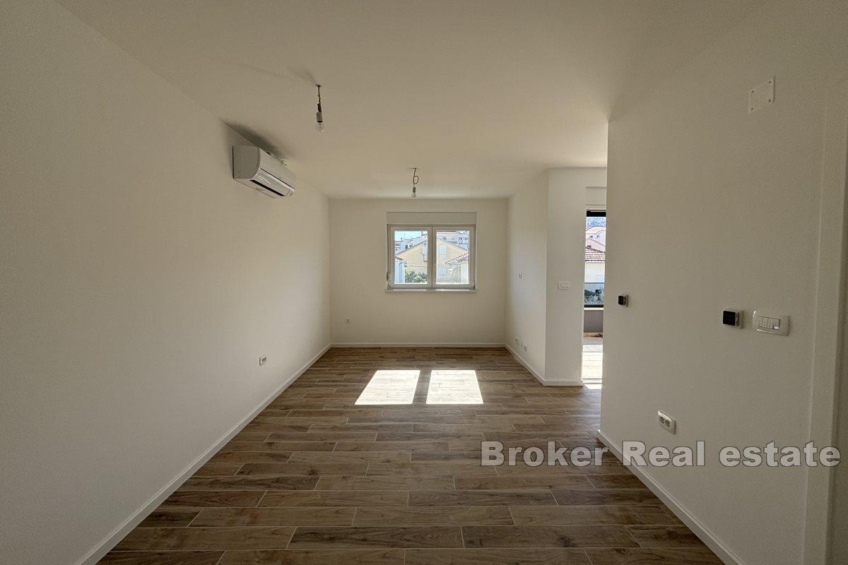 Modern two bedroom apartment in a sought after location