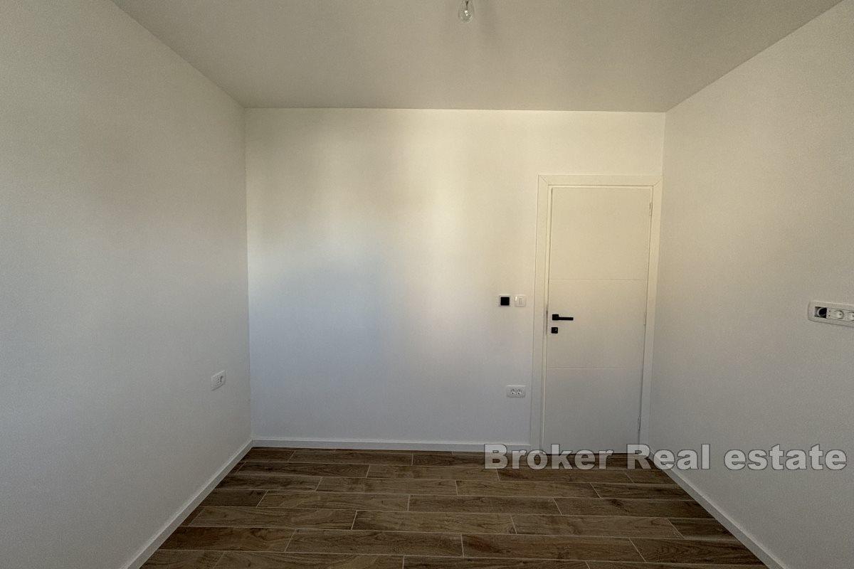 Modern two bedroom apartment in a sought after location