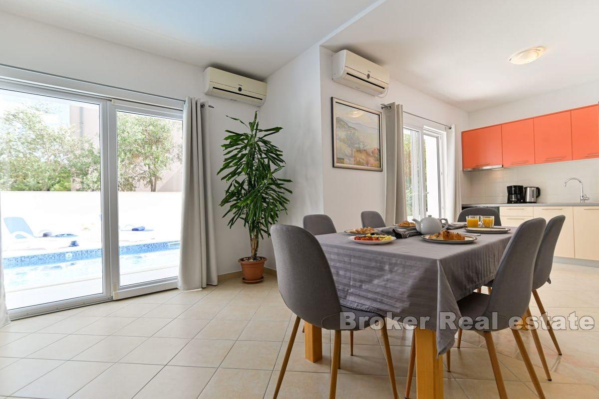 Třípokojový apartmán s bazénem