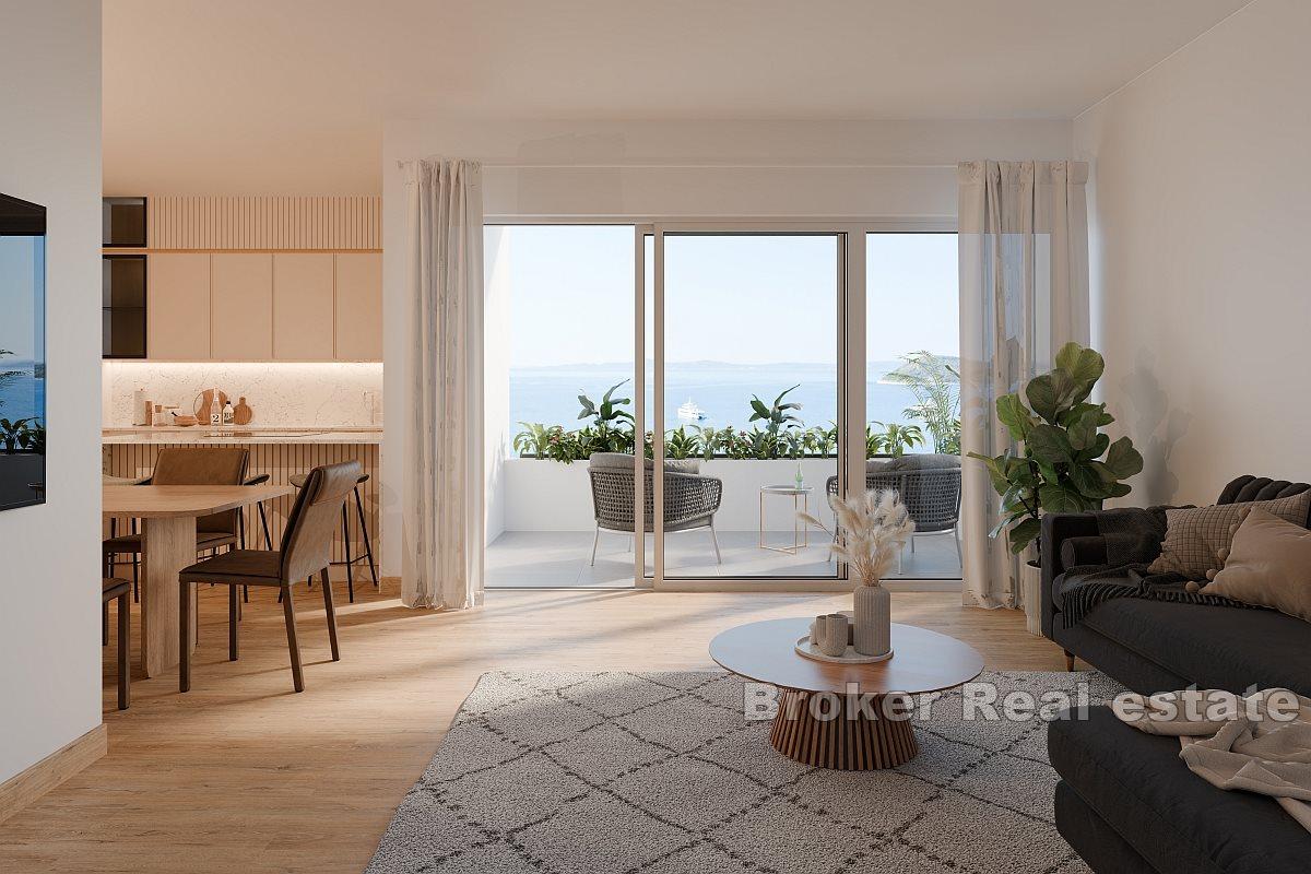 Luxuswohnungen in einem Neubau mit Meerblick