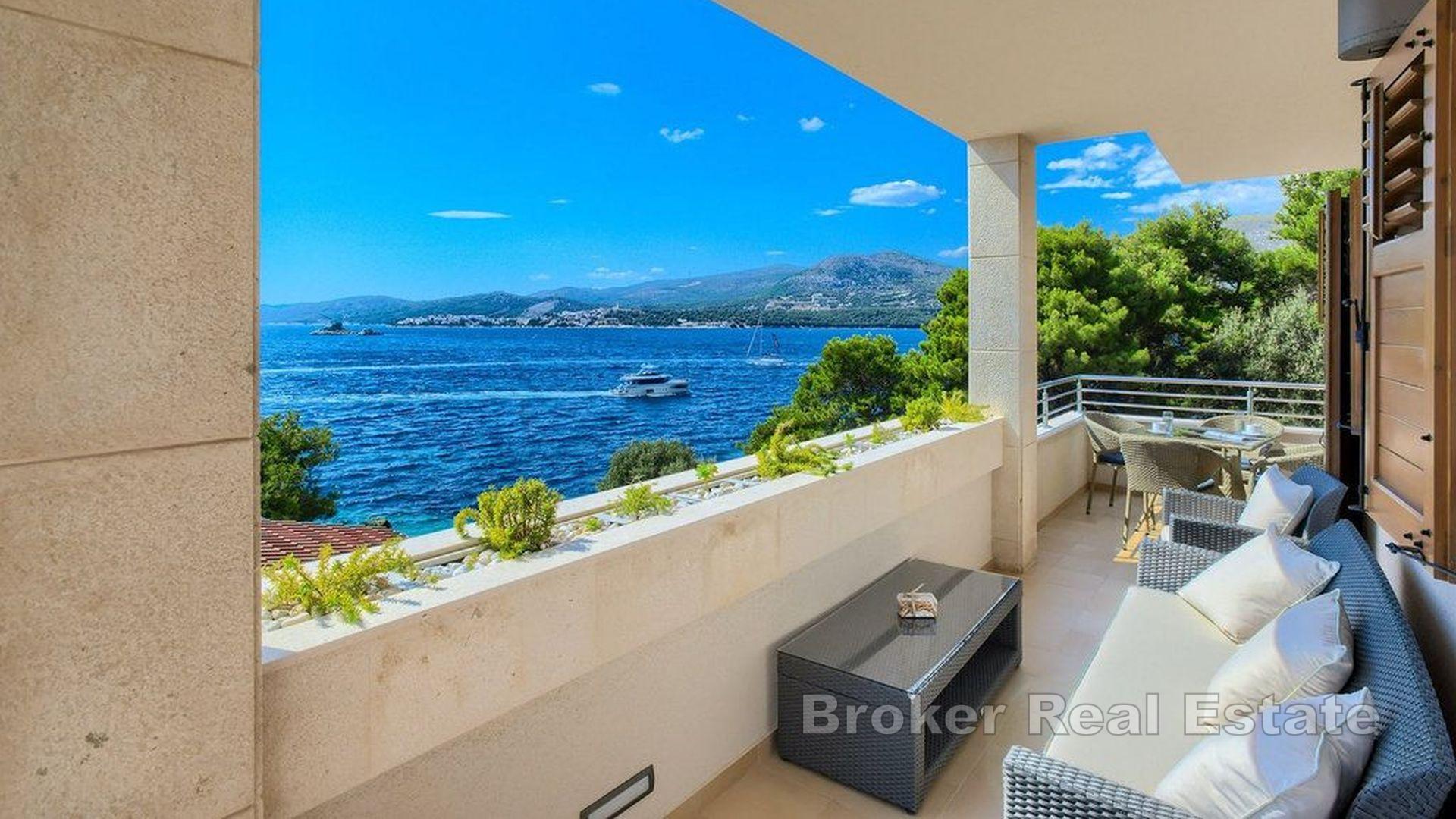 Villa de luxe avec vue panoramique sur la mer