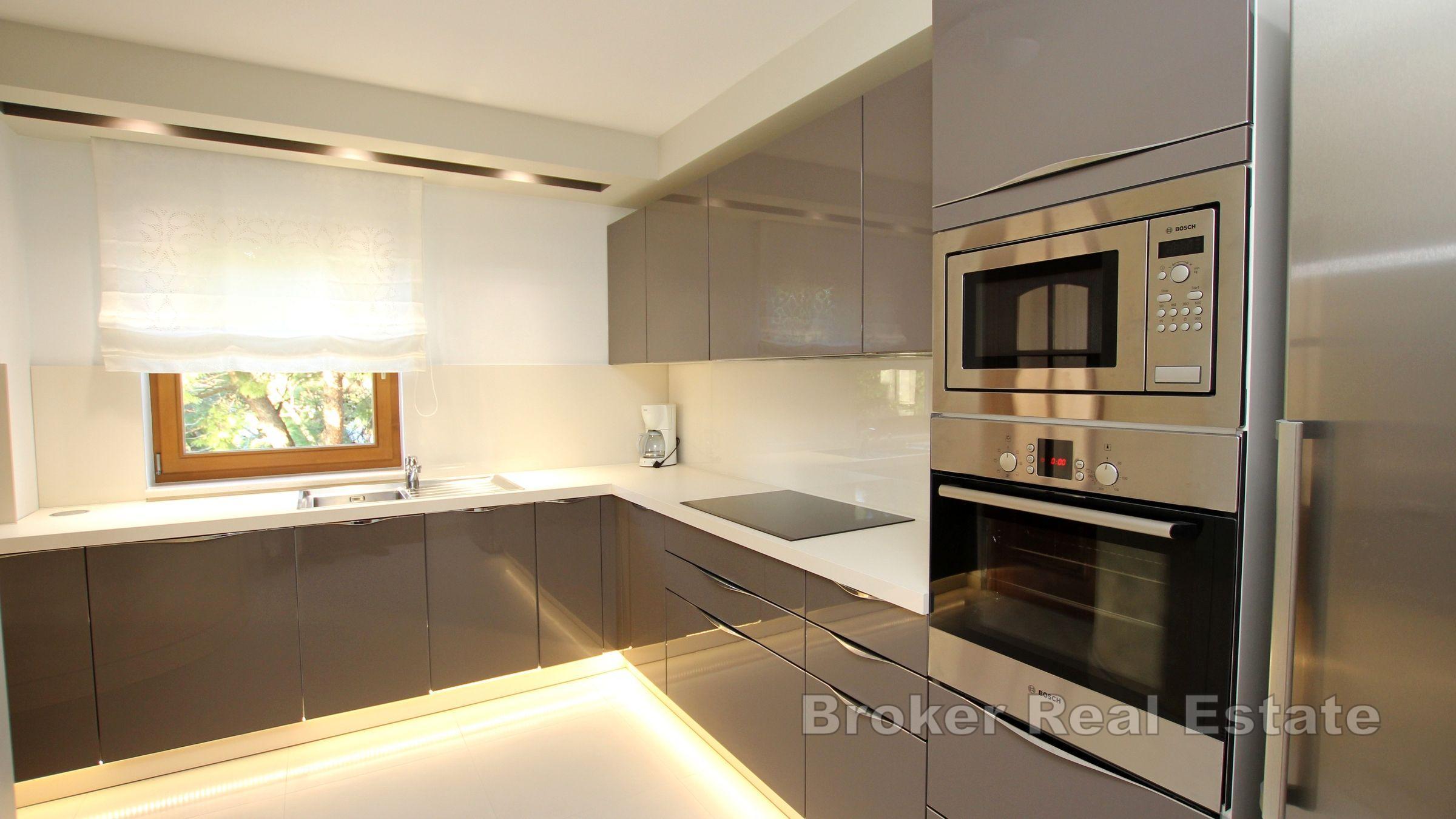 Villa de luxe avec vue panoramique sur la mer