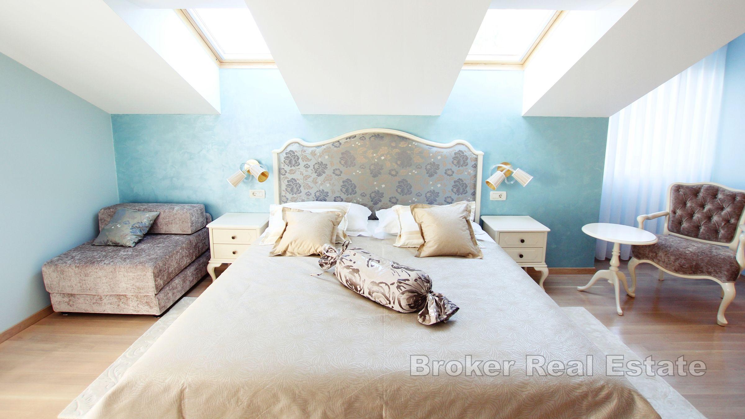 Luxusní vila s panoramatickým výhledem na moře